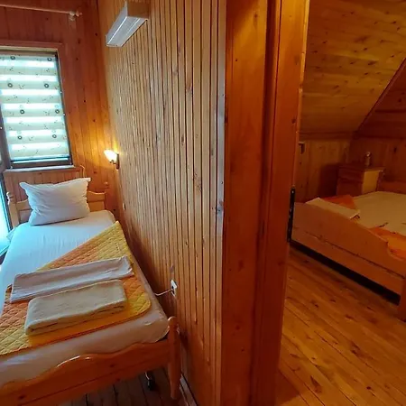 радеви Vendégház *